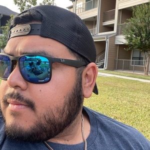 Meet your Posher, William